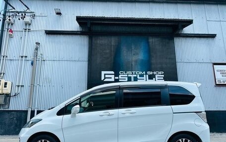 Honda Freed I, 2014 год, 860 000 рублей, 4 фотография