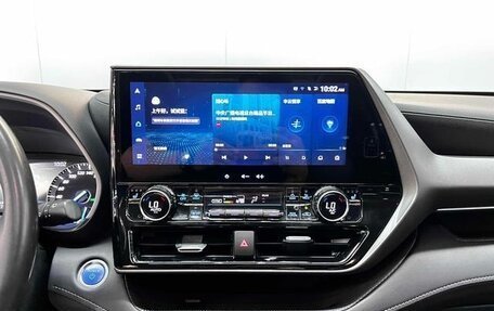 Toyota Highlander, 2022 год, 3 380 000 рублей, 16 фотография