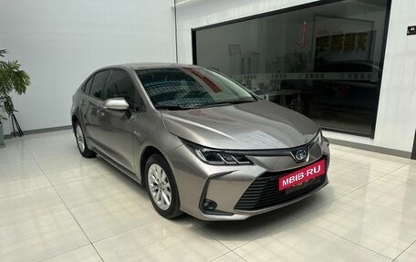 Toyota Corolla, 2022 год, 1 630 000 рублей, 2 фотография