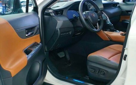 Toyota Venza, 2022 год, 3 340 000 рублей, 7 фотография