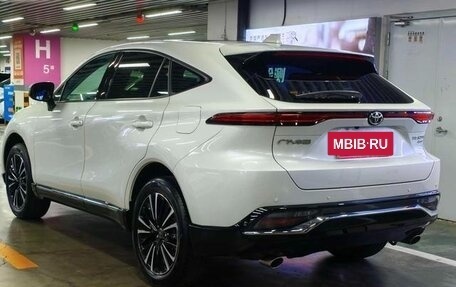 Toyota Venza, 2022 год, 3 340 000 рублей, 5 фотография