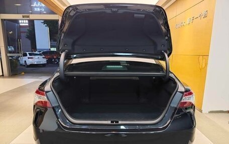 Toyota Camry, 2022 год, 2 590 000 рублей, 14 фотография