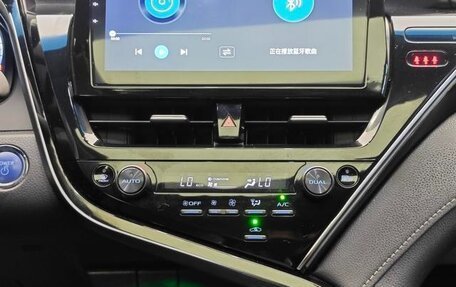 Toyota Camry, 2022 год, 2 590 000 рублей, 18 фотография