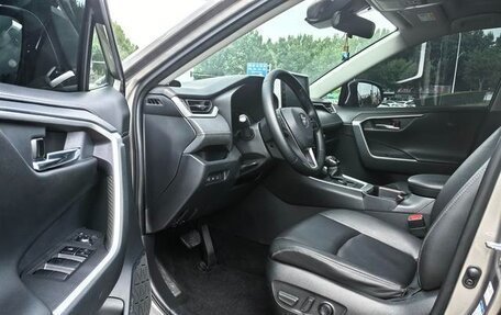 Toyota RAV4, 2021 год, 3 130 000 рублей, 7 фотография