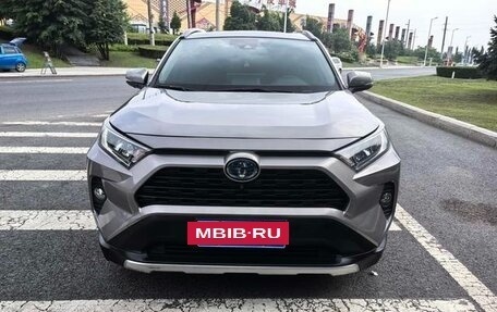Toyota RAV4, 2021 год, 3 130 000 рублей, 2 фотография