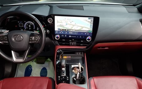 Lexus NX, 2023 год, 5 775 000 рублей, 9 фотография