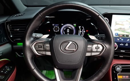 Lexus NX, 2023 год, 5 775 000 рублей, 10 фотография