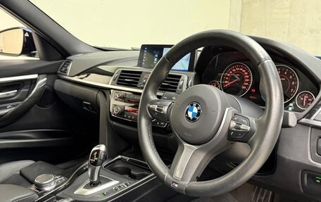 BMW 3 серия, 2018 год, 1 350 000 рублей, 8 фотография