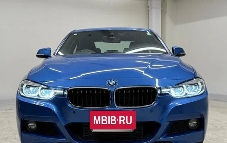 BMW 3 серия, 2018 год, 1 350 000 рублей, 2 фотография