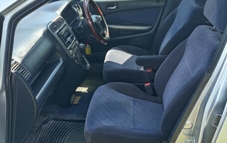 Honda Stream I рестайлинг, 2001 год, 380 000 рублей, 12 фотография