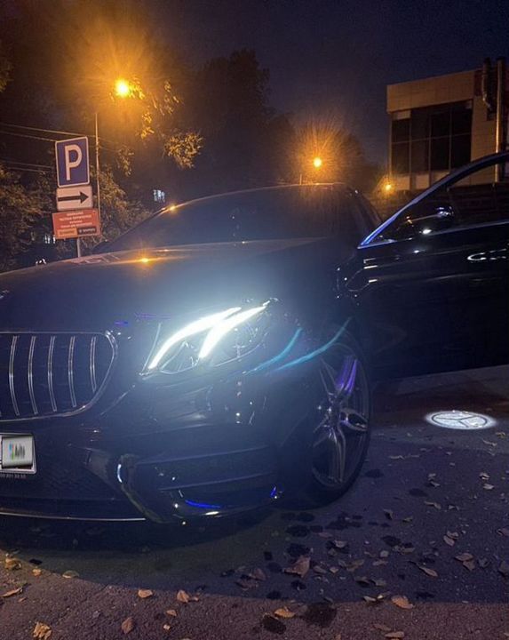 Mercedes-Benz E-Класс, 2019 год, 4 150 000 рублей, 5 фотография