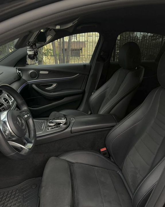 Mercedes-Benz E-Класс, 2019 год, 4 150 000 рублей, 7 фотография
