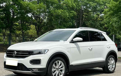 Volkswagen T-Roc I, 2022 год, 1 310 000 рублей, 1 фотография