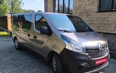 Renault Trafic, 2015 год, 1 760 000 рублей, 1 фотография