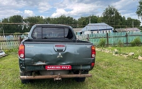 Mitsubishi L200 IV рестайлинг, 2007 год, 800 000 рублей, 2 фотография