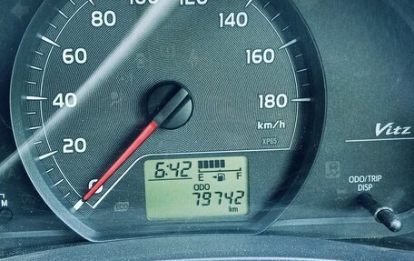 Toyota Vitz, 2011 год, 805 000 рублей, 4 фотография