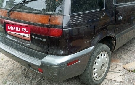 Mitsubishi Space Wagon III, 1994 год, 100 000 рублей, 2 фотография