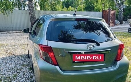 Toyota Vitz, 2011 год, 805 000 рублей, 12 фотография