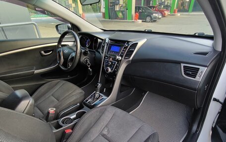 Hyundai i30 II рестайлинг, 2013 год, 850 000 рублей, 12 фотография