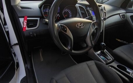 Hyundai i30 II рестайлинг, 2013 год, 850 000 рублей, 13 фотография