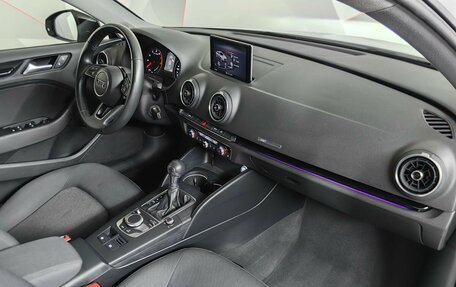 Audi A3, 2018 год, 1 798 000 рублей, 13 фотография