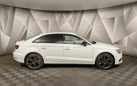 Audi A3, 2018 год, 1 798 000 рублей, 6 фотография