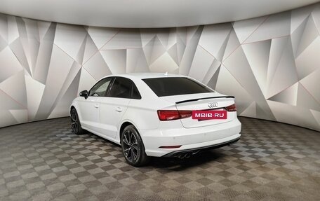 Audi A3, 2018 год, 1 798 000 рублей, 4 фотография