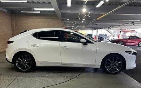 Mazda 3, 2019 год, 1 100 000 рублей, 5 фотография