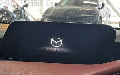 Mazda 3, 2019 год, 1 100 000 рублей, 11 фотография