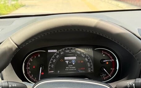 Toyota RAV4, 2021 год, 2 600 000 рублей, 11 фотография