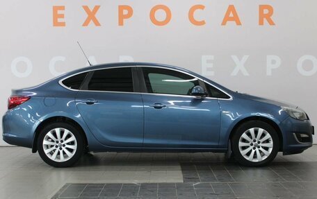Opel Astra J, 2014 год, 820 000 рублей, 4 фотография