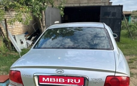Hyundai Sonata IV рестайлинг, 2005 год, 300 000 рублей, 5 фотография