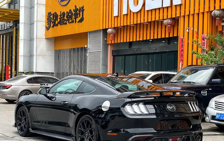 Ford Mustang VI рестайлинг, 2022 год, 2 750 111 рублей, 4 фотография