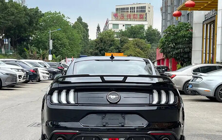Ford Mustang VI рестайлинг, 2022 год, 2 750 111 рублей, 5 фотография