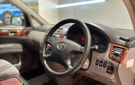 Toyota Ipsum II, 2002 год, 710 000 рублей, 15 фотография