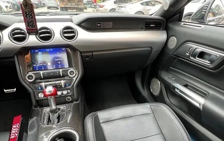 Ford Mustang VI рестайлинг, 2022 год, 2 750 111 рублей, 19 фотография