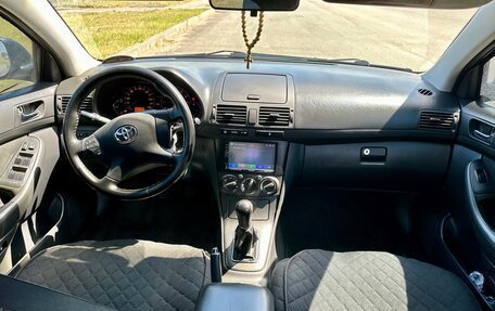 Toyota Avensis III рестайлинг, 2008 год, 950 000 рублей, 10 фотография