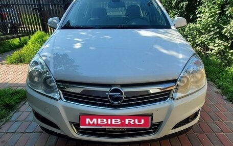 Opel Astra H, 2013 год, 850 000 рублей, 1 фотография