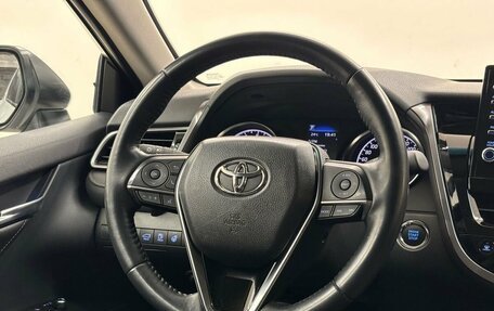 Toyota Camry, 2021 год, 3 598 000 рублей, 18 фотография