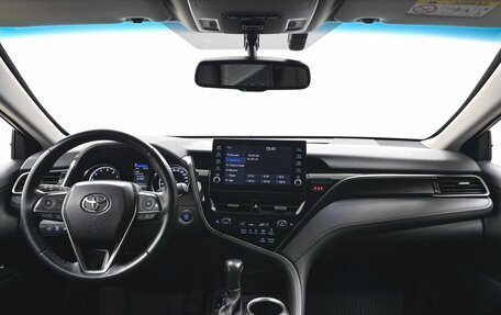 Toyota Camry, 2021 год, 3 598 000 рублей, 17 фотография