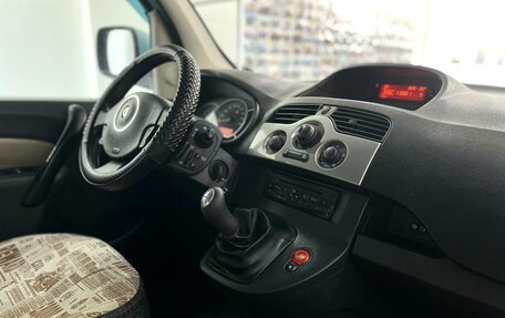Renault Kangoo II рестайлинг, 2011 год, 688 000 рублей, 10 фотография
