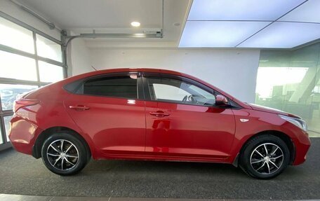 Hyundai Solaris II рестайлинг, 2018 год, 1 219 000 рублей, 5 фотография