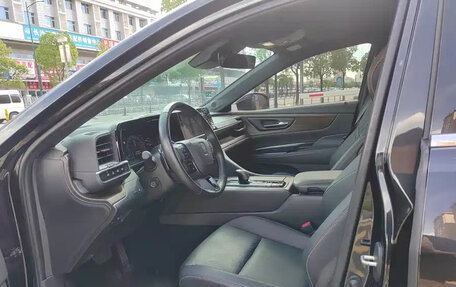 Toyota Crown, 2024 год, 5 130 000 рублей, 11 фотография