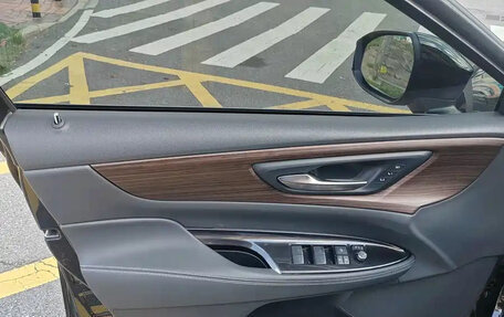 Toyota Crown, 2024 год, 5 130 000 рублей, 17 фотография