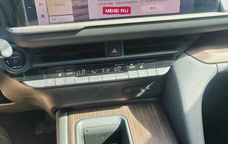 Toyota Crown, 2024 год, 5 130 000 рублей, 20 фотография