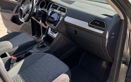 Volkswagen Tiguan II, 2021 год, 2 290 000 рублей, 9 фотография