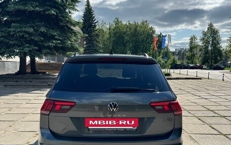 Volkswagen Tiguan II, 2021 год, 2 290 000 рублей, 6 фотография