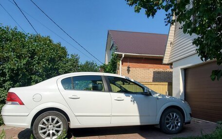 Opel Astra H, 2013 год, 850 000 рублей, 4 фотография