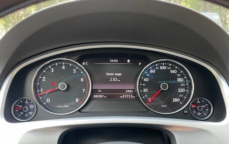 Volkswagen Touareg III, 2017 год, 3 800 000 рублей, 5 фотография