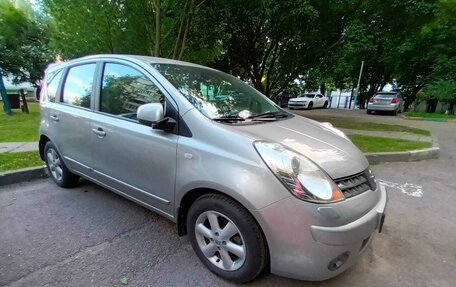 Nissan Note II рестайлинг, 2008 год, 1 000 000 рублей, 2 фотография